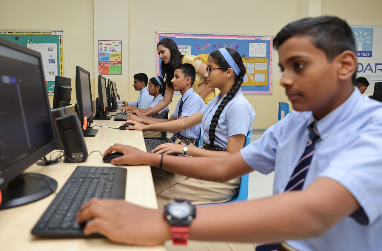 Parents Guide to Internet Safety for Kids 